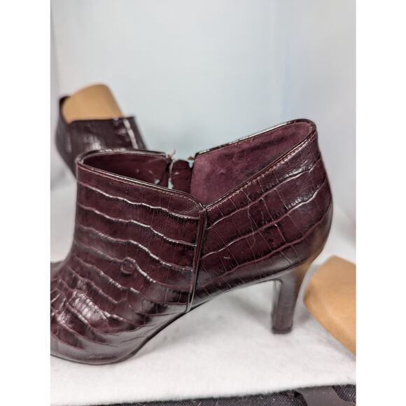Antonio MelaniAnkle boots brown 7.5Croc print on leather High heel 3.5" See Desc - Picture 8 of 13